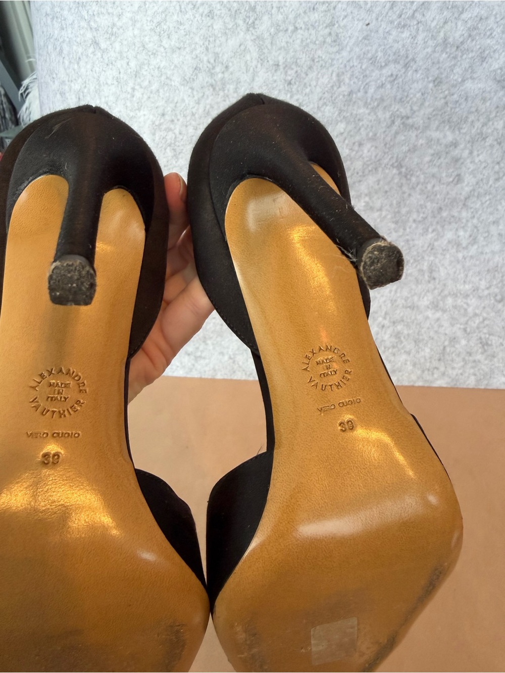 A Alexandre Vauthier Satin and Crystal Heels Size 39 - Picture 10 of 16